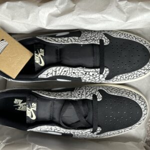 Air Jordan Low Retro OG Size 11